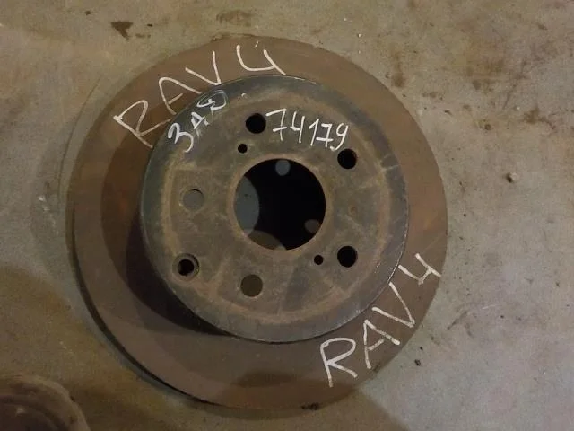 тормозной диск Toyota RAV4 IV (2012—2015)
