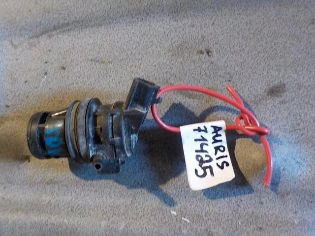 насос омывателя лобового стекла Toyota Land Cruiser Prado 150 рестайлинг 2 (2017—2025)