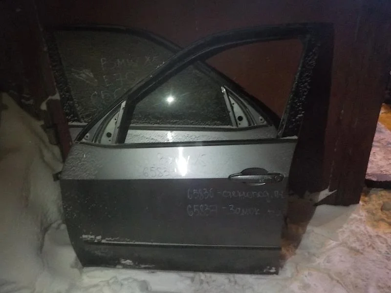 Замок двери BMW 5 серия E60/E61 (2002—2007) Перед Лево