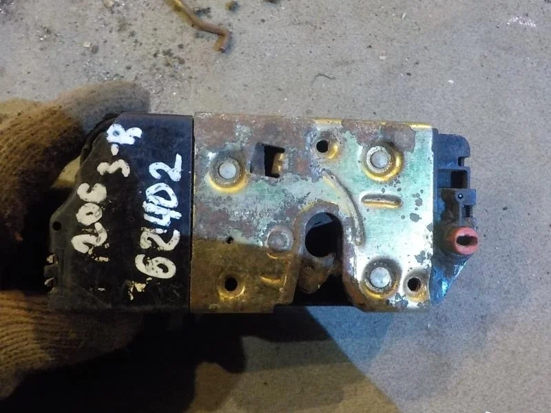 Замок двери Peugeot 307 3C (2001—2005) Зад Право