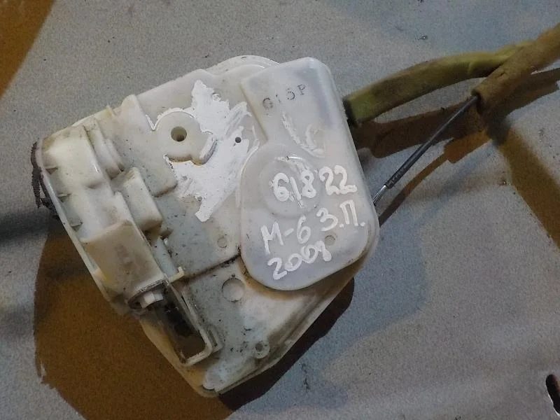 Замок двери Mazda 6 GG рестайлинг (2005—2008) Зад Право