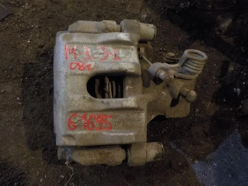 суппорт Mazda 3 BK рестайлинг (2006—2009)