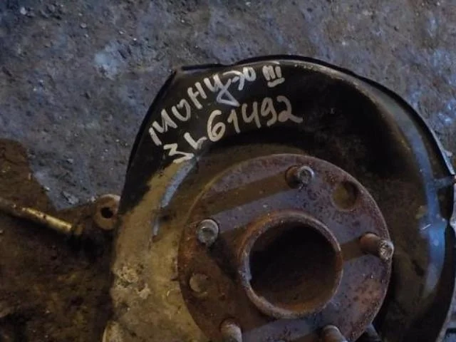 кулак поворотный Ford Mondeo III (2000—2003) Зад Лево