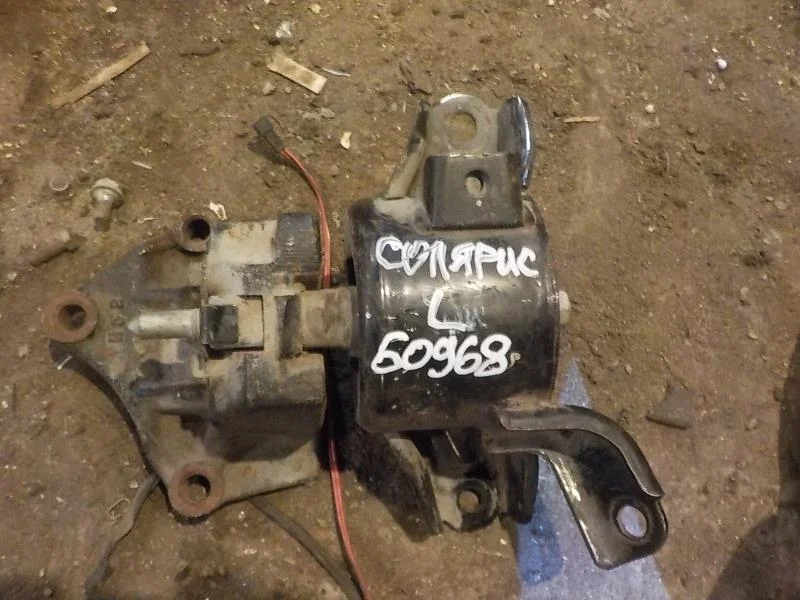 Опора двигателя Kia Rio III (2011—2015)