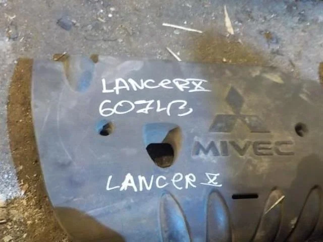 накладка клапанной крышки Mitsubishi ASX I (2010—2013)