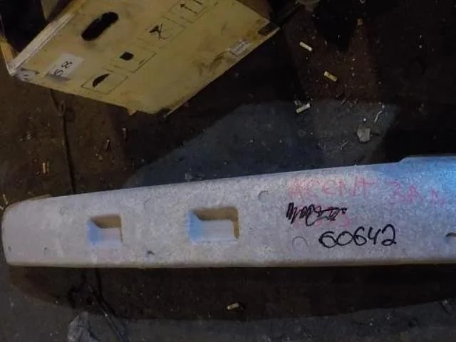 Абсорбер бампера Hyundai Accent II (1999—2012) Зад