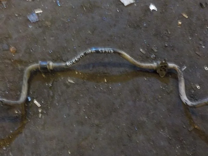 Стабилизатор Toyota Avensis T250 (2003—2006) Перед