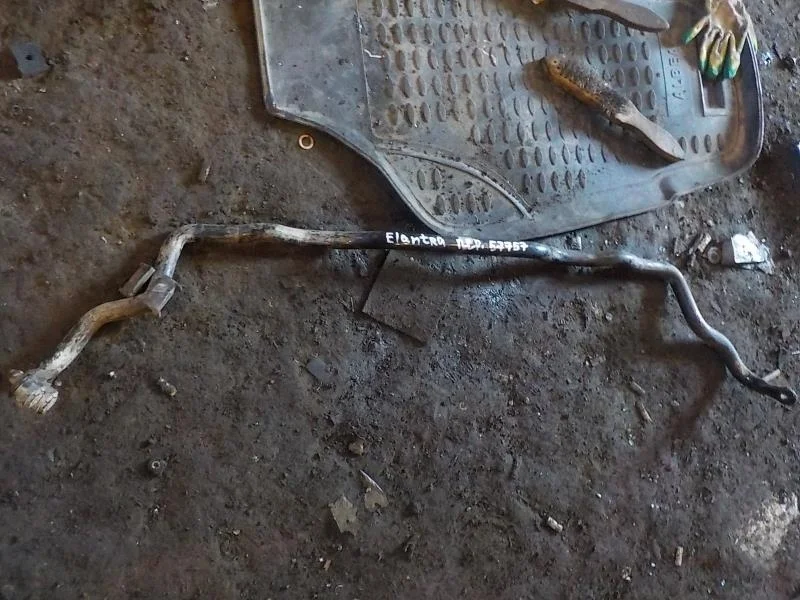 Стабилизатор Hyundai Elantra III (2000—2003) Перед