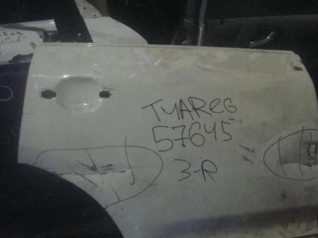 Дверь Porsche Cayenne I (2002—2007) Зад Право