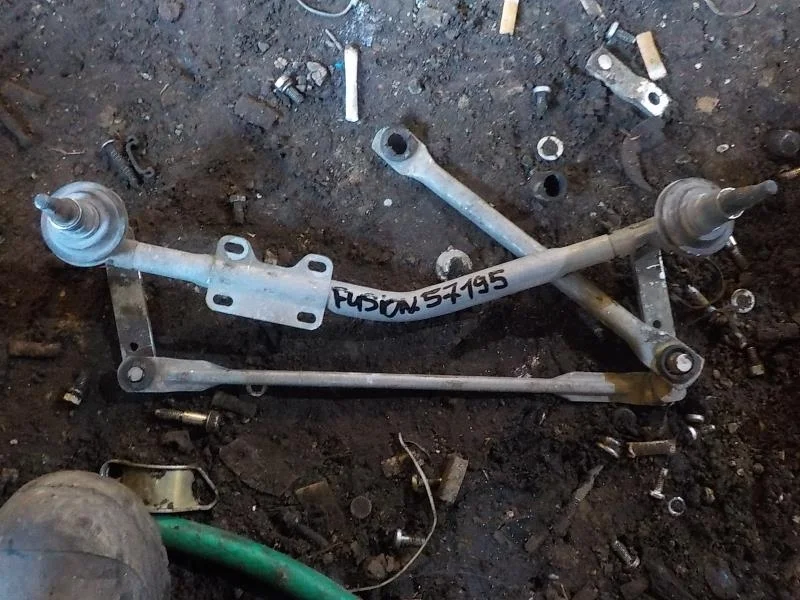 трапеция дворников Ford Fusion I (2002—2005)