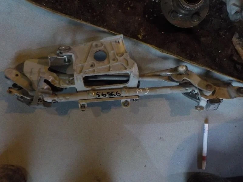 трапеция дворников Mazda 3 BL (2008—2011)