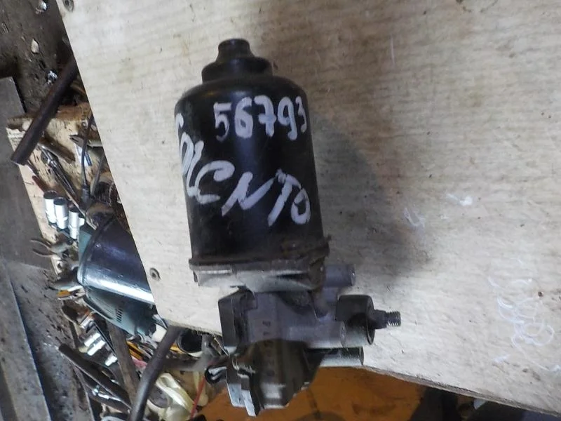 моторчик дворников Kia Sorento I (2002—2006) Перед