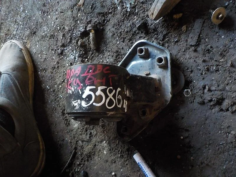 Опора двигателя Hyundai Accent II (1999—2012)