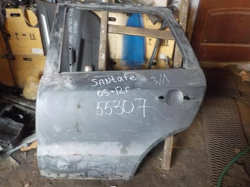 Дверь Hyundai Santa Fe II (2005—2010) Зад Лево