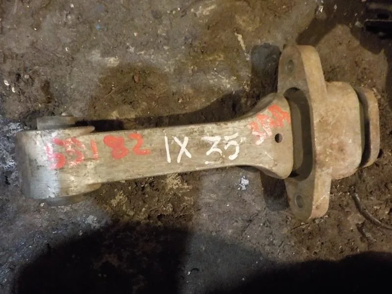 Опора двигателя Hyundai ix35 I (2009—2013)