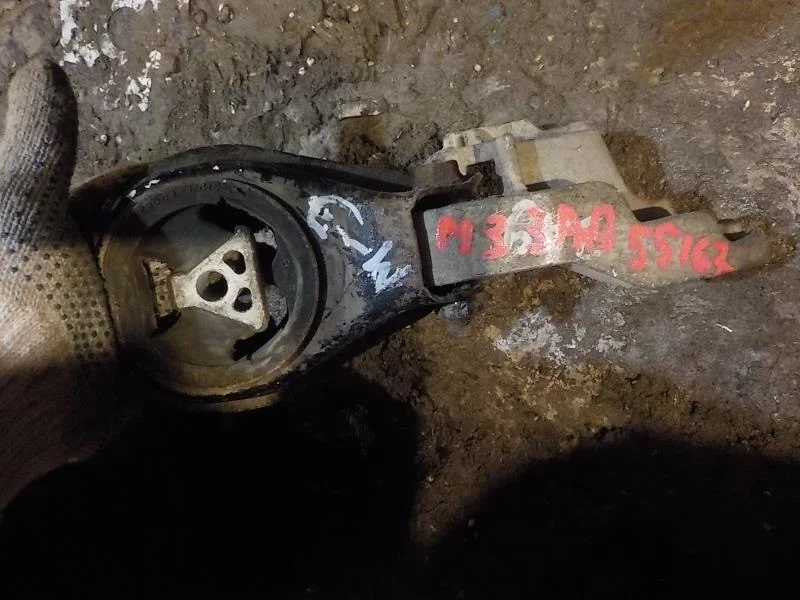 Опора двигателя Mazda 3 BK рестайлинг (2006—2009) Зад