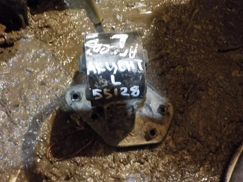 Опора двигателя Hyundai Accent II (1999—2012)