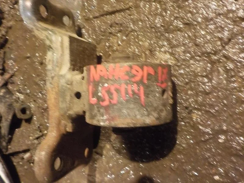 Опора двигателя Mitsubishi Galant IX (2003—2006)  Лево