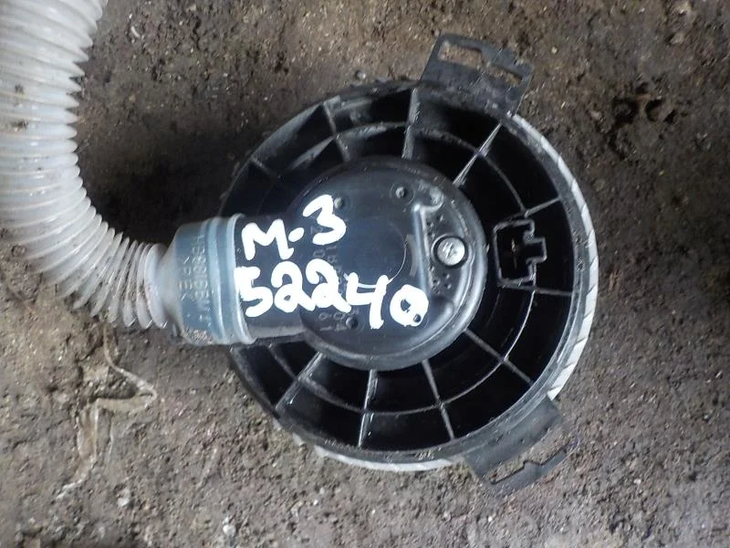 Моторчик печки Mazda 3 BK рестайлинг (2006—2009)