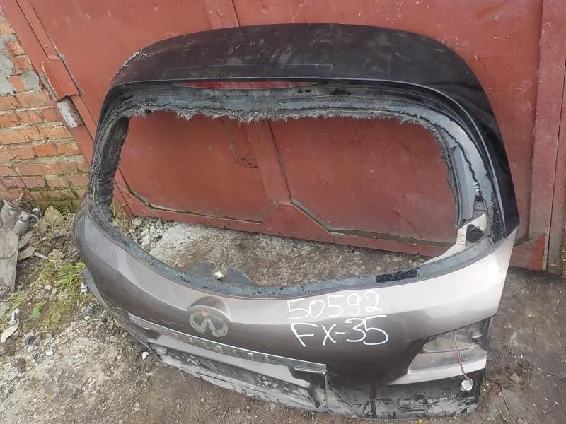 Крышка багажника Infiniti FX35 I (2002—2006)