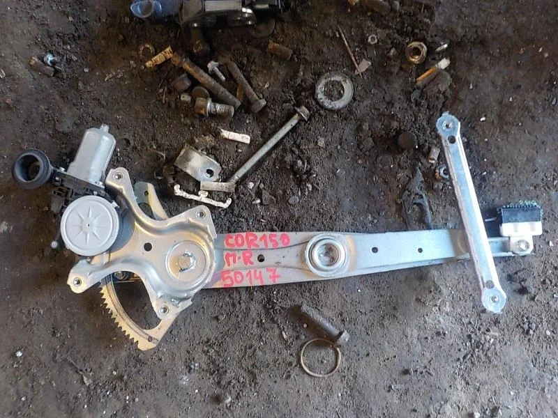 Стеклоподъемник Toyota Corolla X (2006—2010) Перед Право