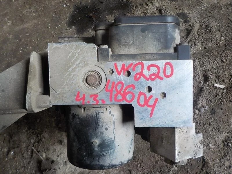 Блок управления ABS Mercedes-Benz S-класс W220 рестайлинг (2002—2005)