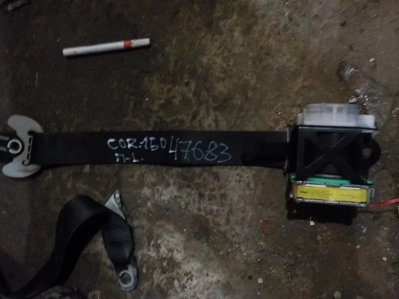 Ремень безопасности Toyota Corolla X (2006—2010) Перед Лево