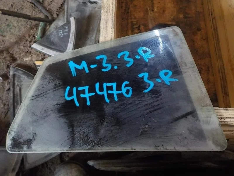 стекло Mazda 3 BL (2008—2011) Зад Право