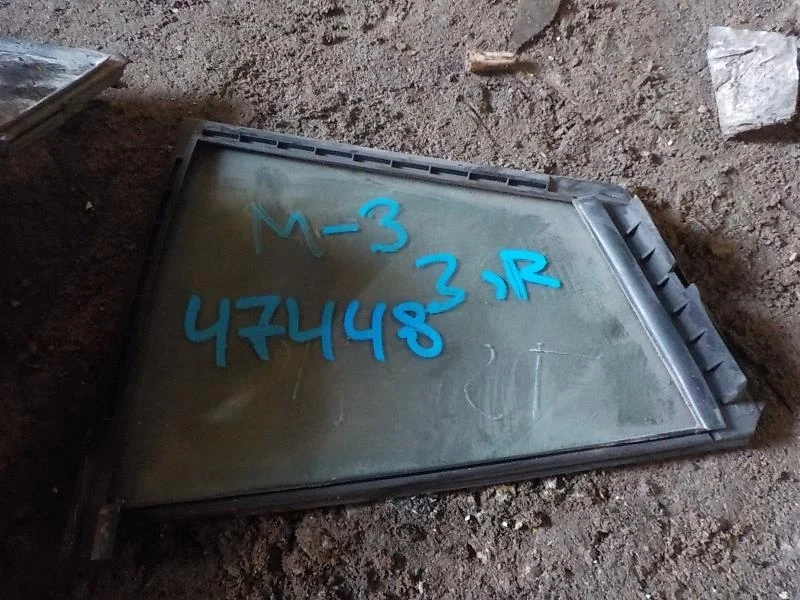 стекло Mazda 3 BL (2008—2011) Зад Право