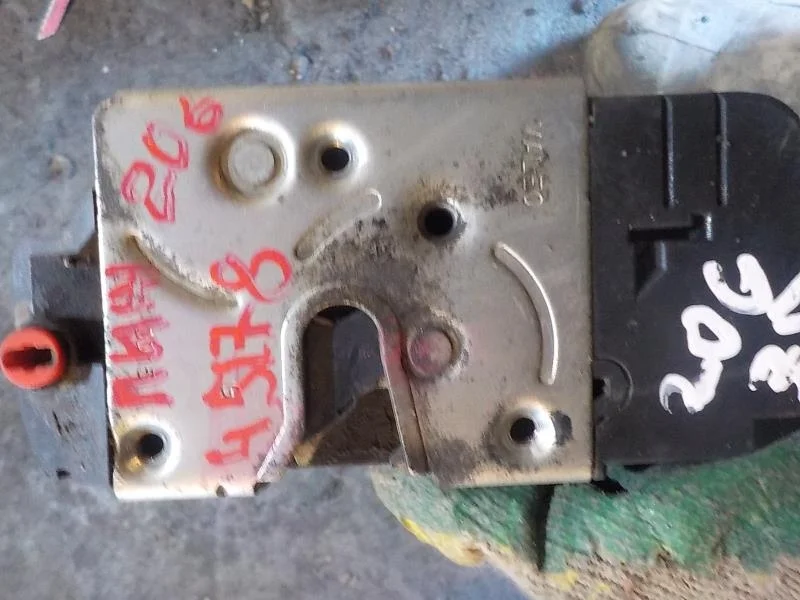 Замок двери Peugeot 206 I (1998—2012) Зад Лево