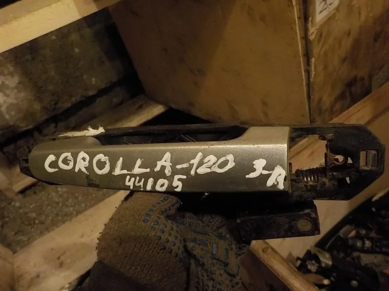 ручка двери внешняя Toyota Corolla IX (2000—2004) Зад Право