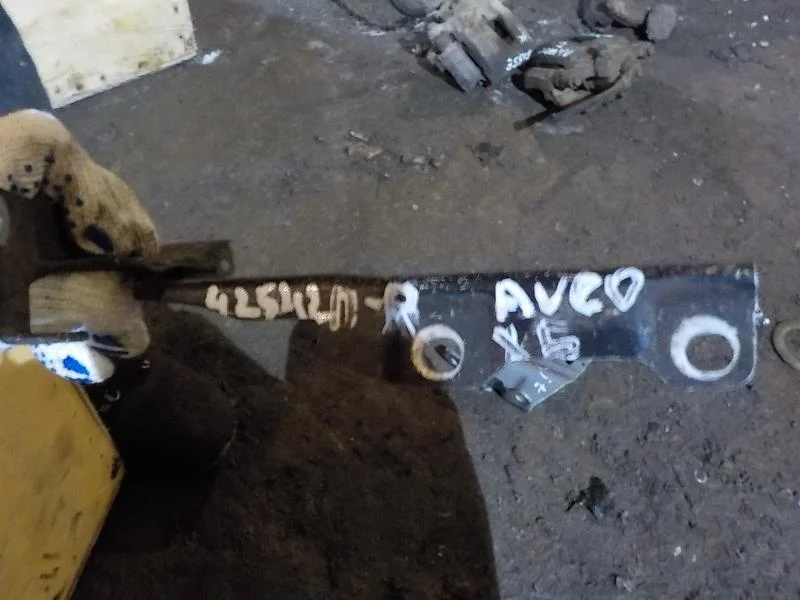 Петля капота Chevrolet Aveo I рестайлинг (2006—2012)