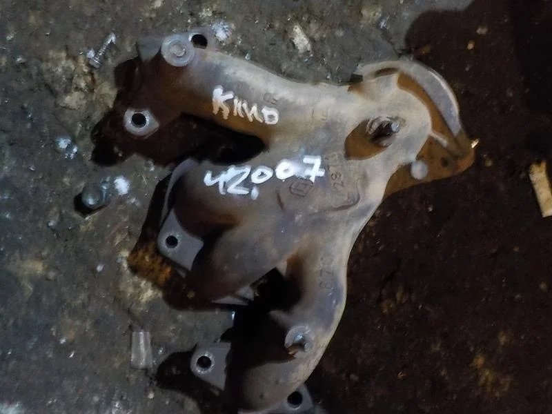 Коллектор выпускной Renault Symbol I рестайлинг (2002—2006)