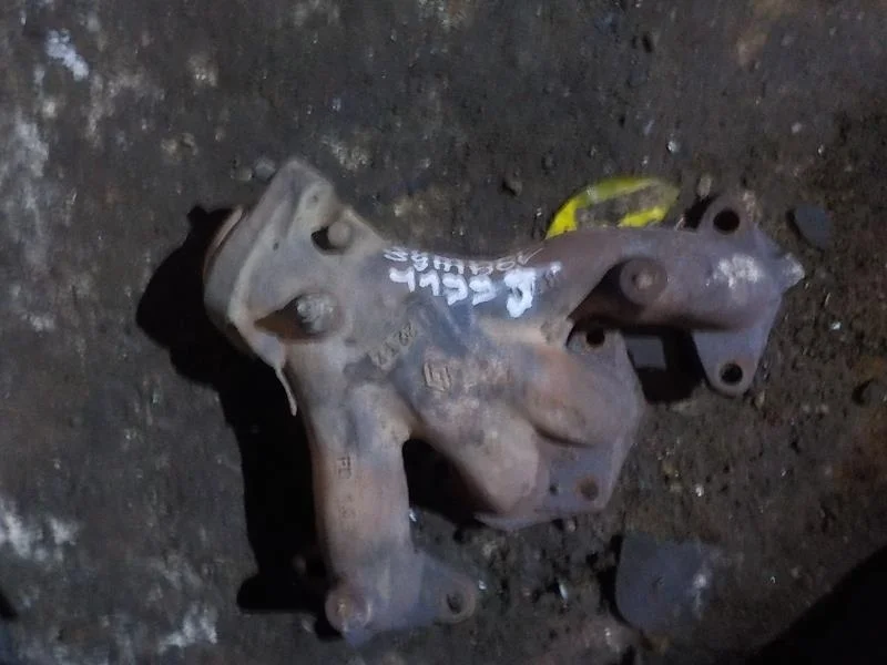 Коллектор выпускной Renault Symbol I рестайлинг (2002—2006)