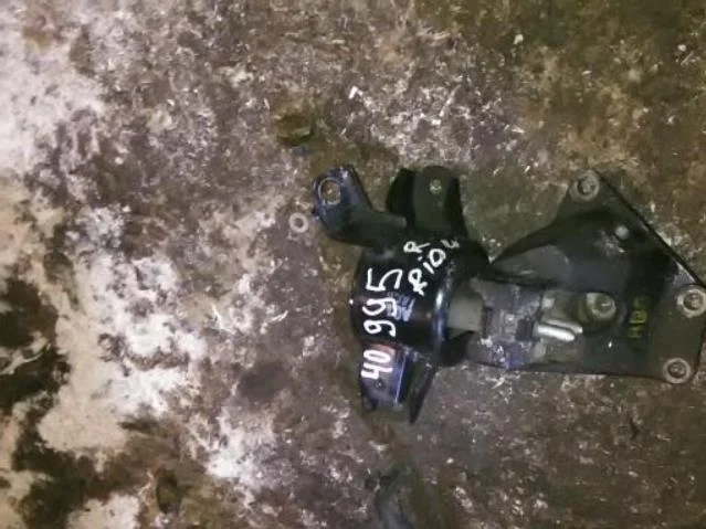 Опора двигателя Kia Rio III (2011—2015)