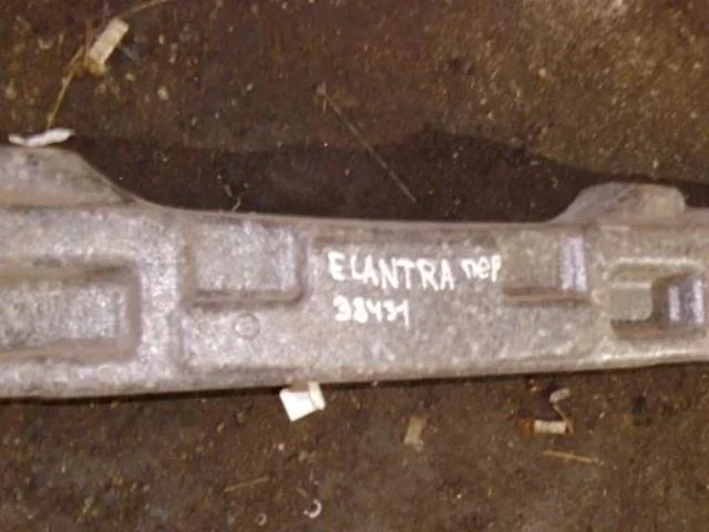 Абсорбер бампера Hyundai Elantra III рестайлинг (2003—2010) Перед