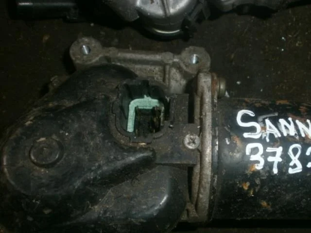 моторчик дворников Nissan Sentra B15 (1998—2006) Перед