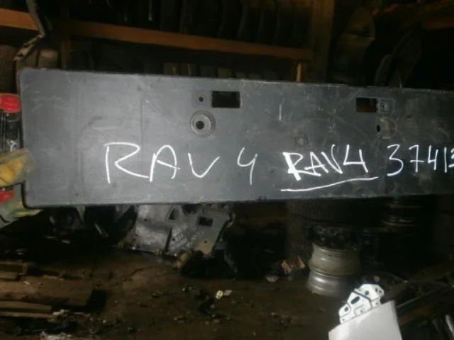 накладка под номер Toyota RAV4 III (2005—2010) Перед