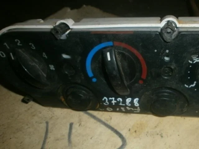 регулятор печки Ford Fusion I рестайлинг (2005—2012)