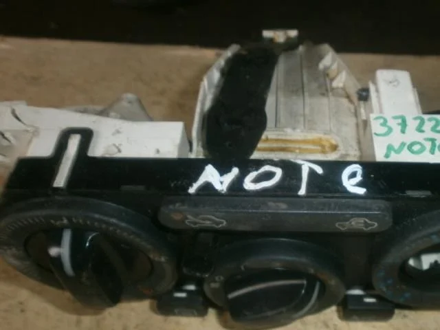 регулятор печки Nissan Note E11 (2005—2009)