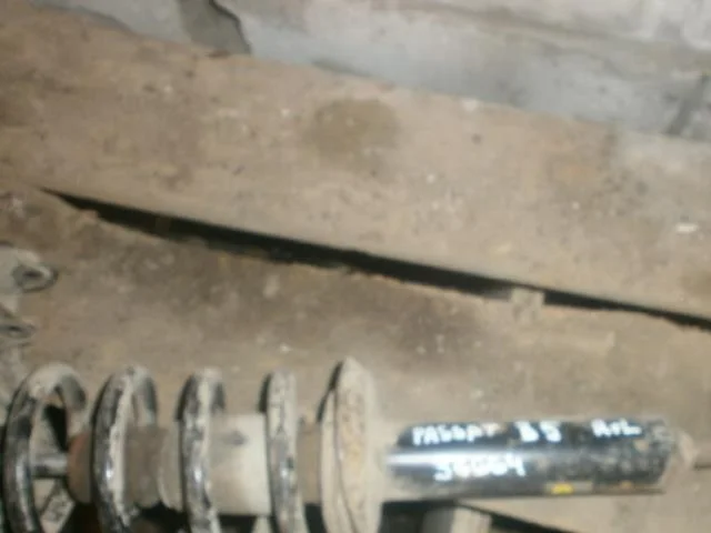 амортизатор Volkswagen Passat B5 (1996—2001) Перед