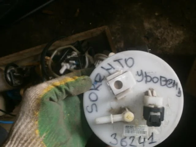 Датчик уровня топлива Kia Sorento I (2002—2006)