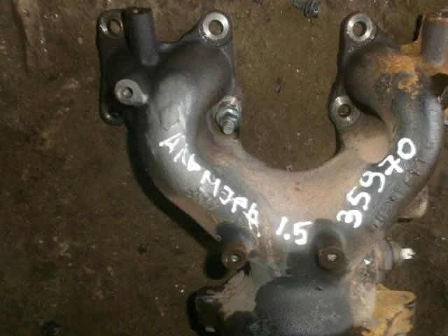 Коллектор выпускной Nissan Primera P12 (2001—2008)