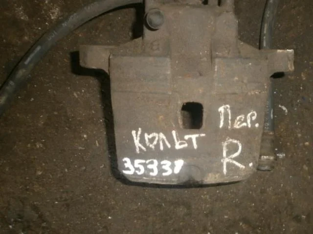 суппорт Mitsubishi Colt Z30 (2002—2012) Перед Право