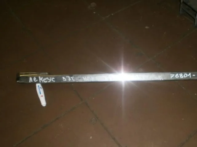 Накладка крышки багажника Lexus LX J200 (2007—2012)