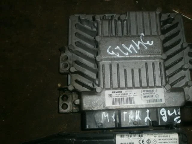 блок управления двс Renault Scenic II (2003—2006)