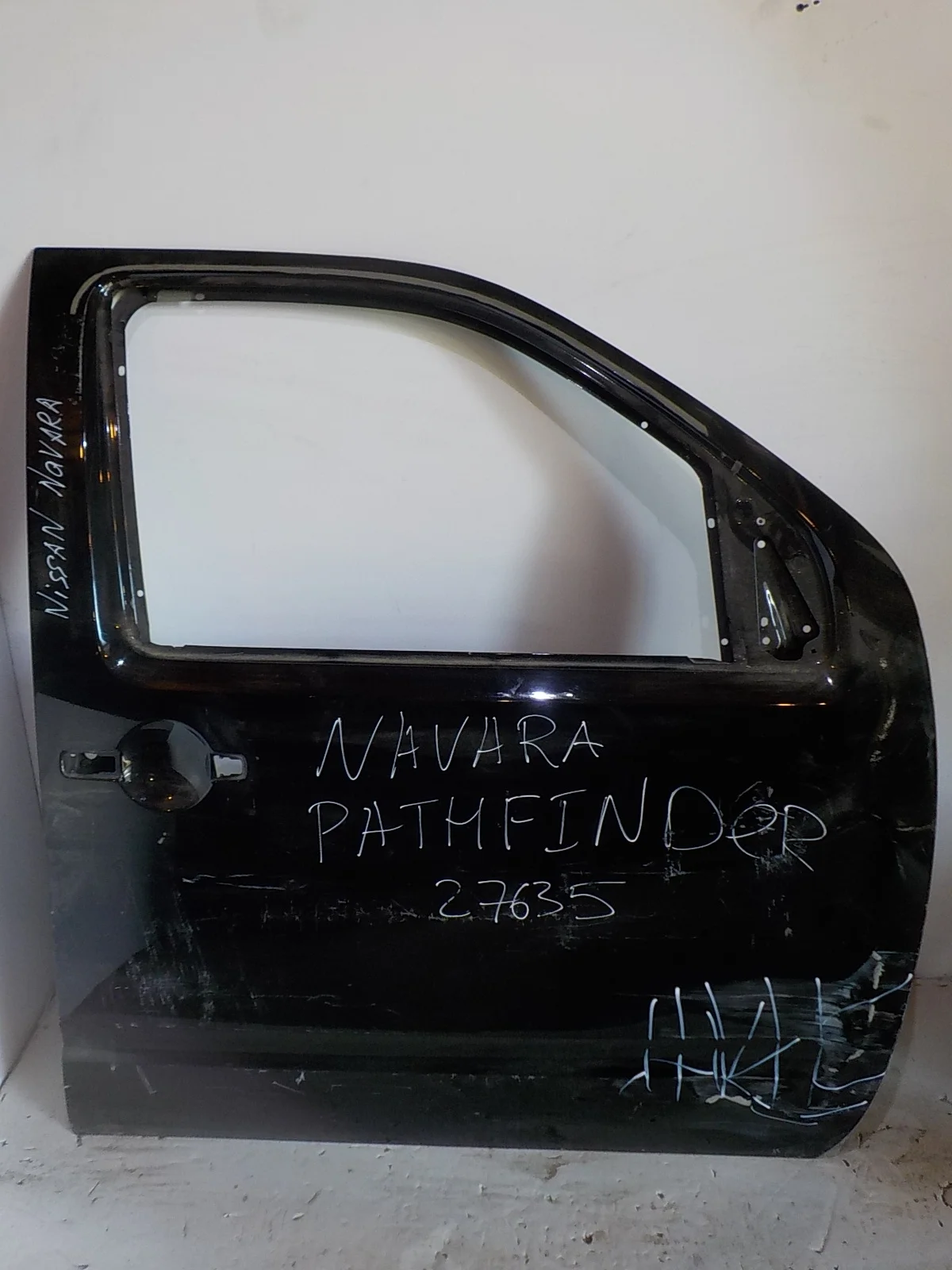 Дверь Nissan Navara D40 (2004—2010) Перед Право