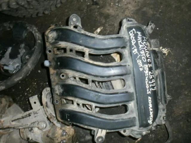 Коллектор впускной Renault Megane II (2002—2006)