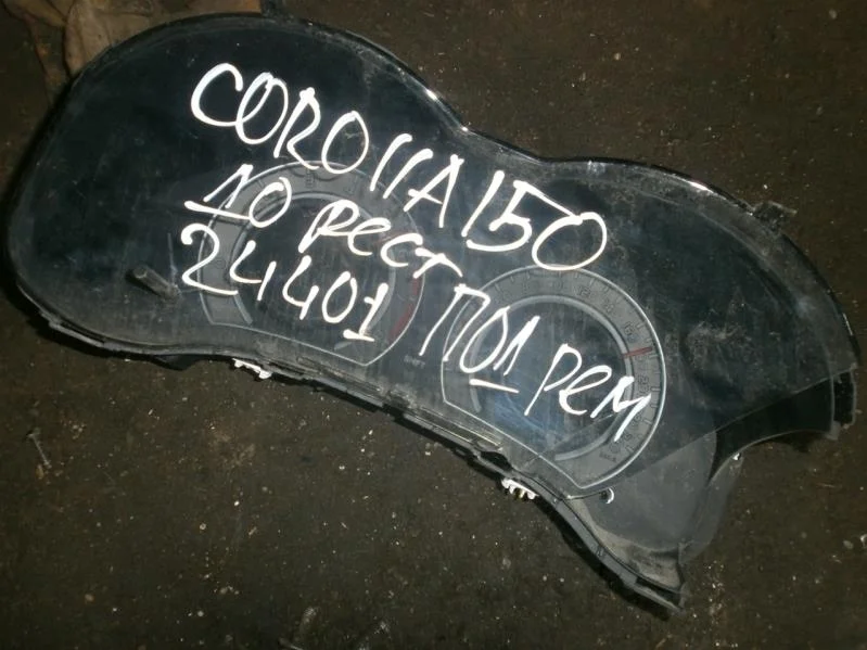 Панель приборов Toyota Corolla X (2006—2010)