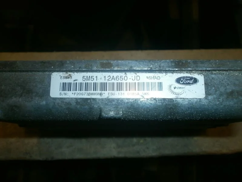 блок управления двс Ford Focus II (2005—2008)